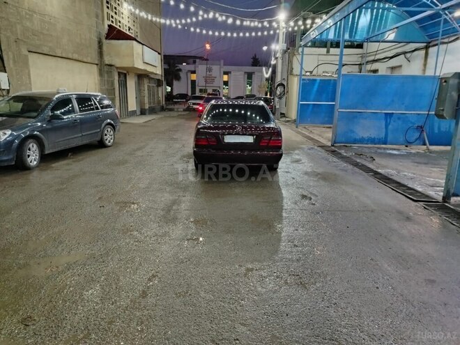 Mercedes E 220 d 2000, 345,786 km - 2.2 l - İmişli