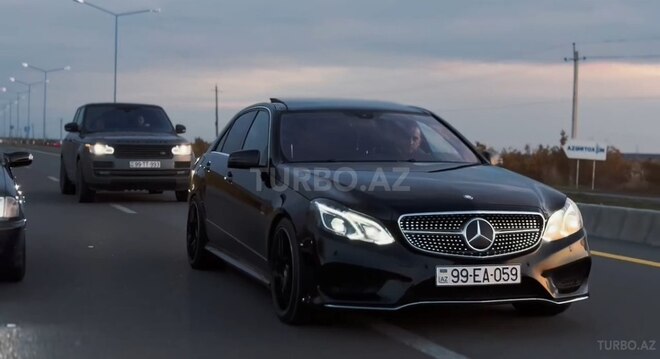 Mercedes E 350 2009, 245,000 km - 3.5 l - Yevlax