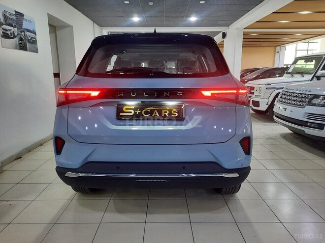 Wuling Asta-8