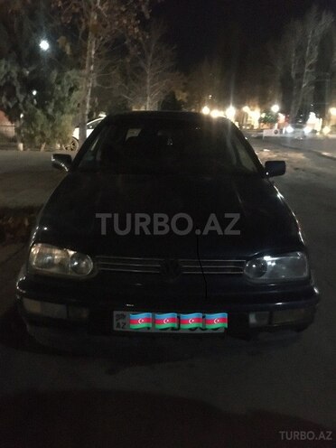 Volkswagen Golf 1997, 200,000 km - 1.8 л - Gəncə