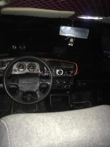 Volkswagen Golf 1997, 200,000 km - 1.8 л - Gəncə