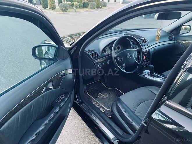 Mercedes E 220 d 2003, 348,000 km - 2.2 l - Tovuz