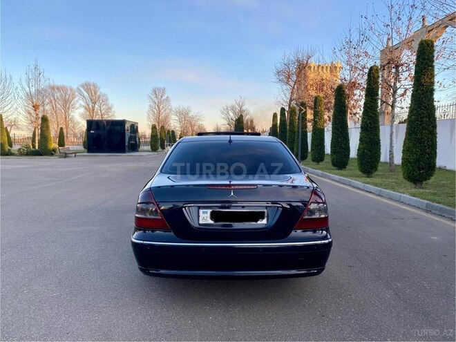 Mercedes E 220 d 2003, 348,000 km - 2.2 l - Tovuz