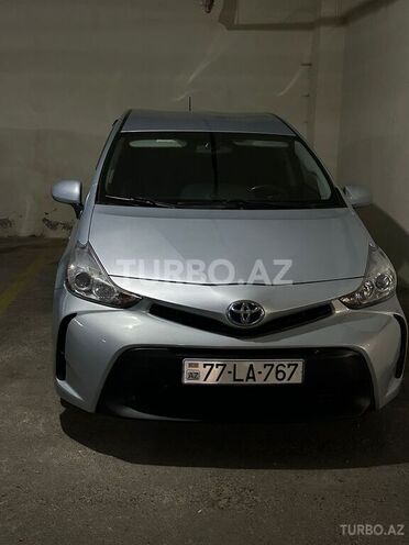 Toyota Prius V 2016, 335,000 km - 1.8 л - Bakı