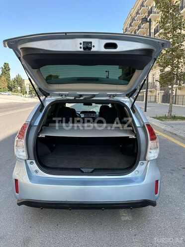 Toyota Prius V 2016, 335,000 km - 1.8 л - Bakı