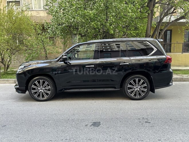 Lexus LX 450d 2016, 300,000 km - 4.5 л - Bakı