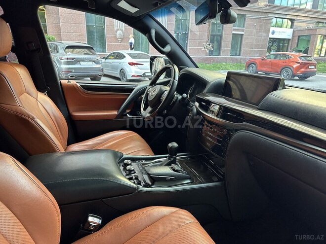 Lexus LX 450d 2016, 300,000 km - 4.5 л - Bakı