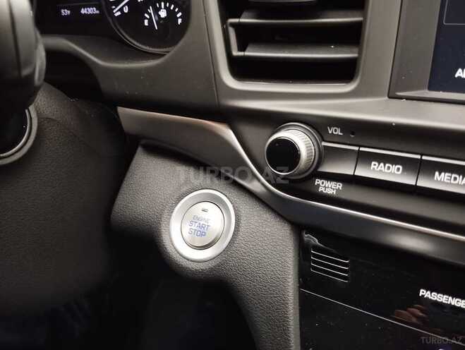Hyundai Elantra 2018, 44,000 km - 2.0 л - Bakı