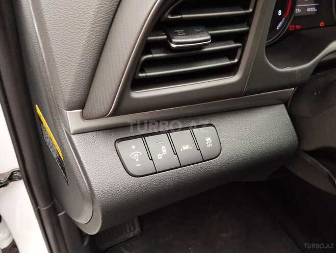 Hyundai Elantra 2018, 44,000 km - 2.0 л - Bakı
