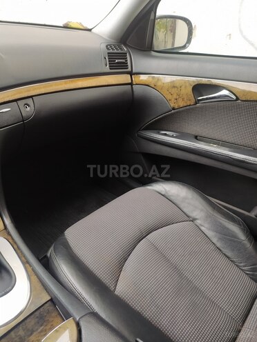 Mercedes E 240 2004, 320,000 km - 2.6 l - Bakı