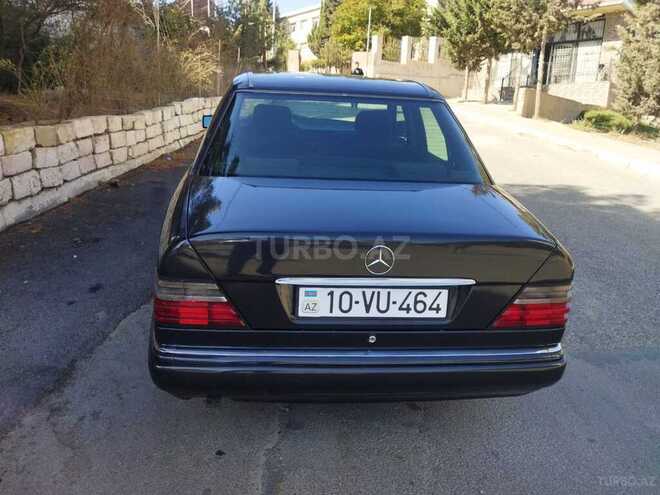 Mercedes E 220 1994, 425,000 km - 2.2 l - Bakı