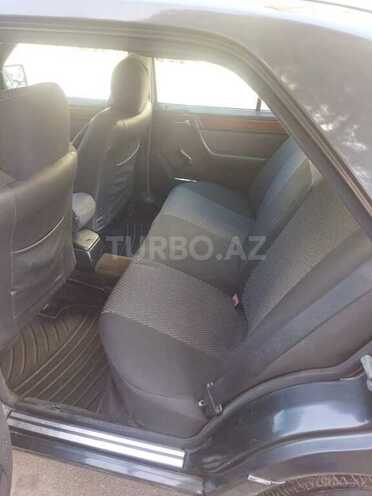Mercedes E 220 1994, 425,000 km - 2.2 l - Bakı