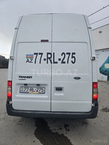 Ford Transit-6