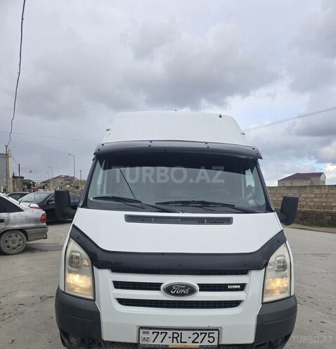 Ford Transit-2