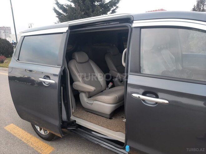 Kia Carnival 2015, 226,000 km - 2.2 l - Bakı