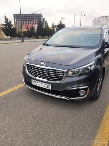 Kia Carnival 2015, 226,000 km - 2.2 l - Bakı