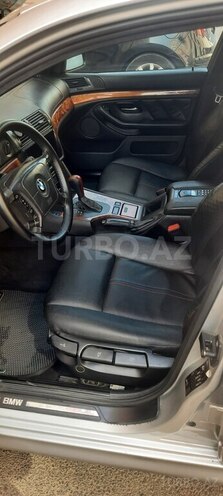 BMW 525 2001, 235,000 km - 2.5 л - Bakı