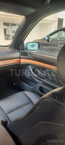 BMW 525 2001, 235,000 km - 2.5 л - Bakı