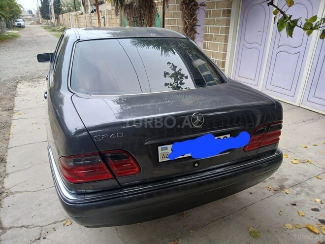 Mercedes E 240 1997, 425,805 km - 2.4 l - Sabirabad