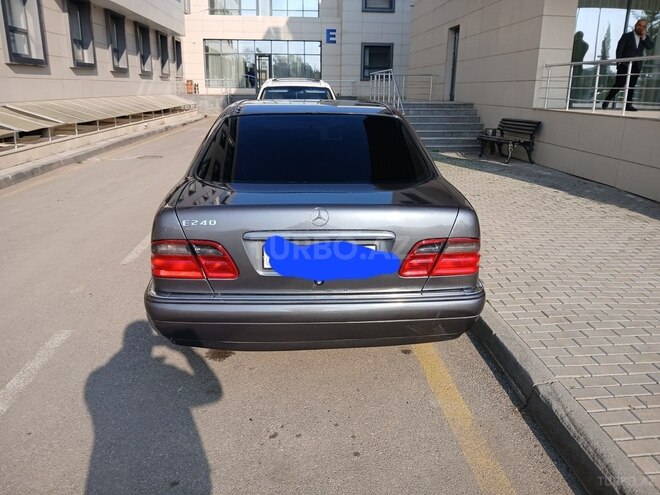 Mercedes E 240 1997, 425,805 km - 2.4 l - Sabirabad