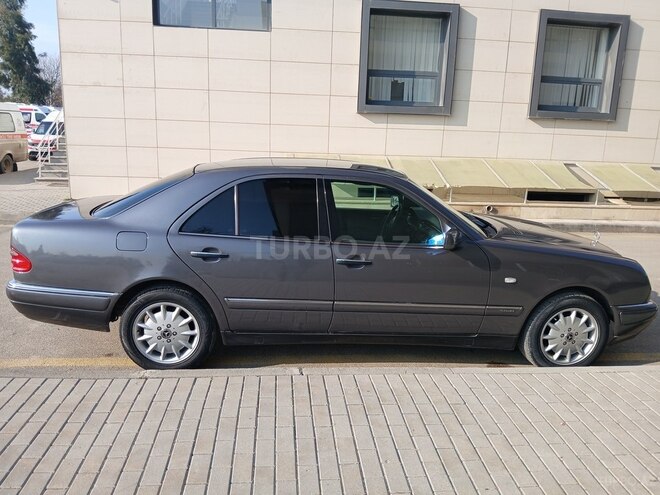 Mercedes E 240 1997, 425,805 km - 2.4 l - Sabirabad