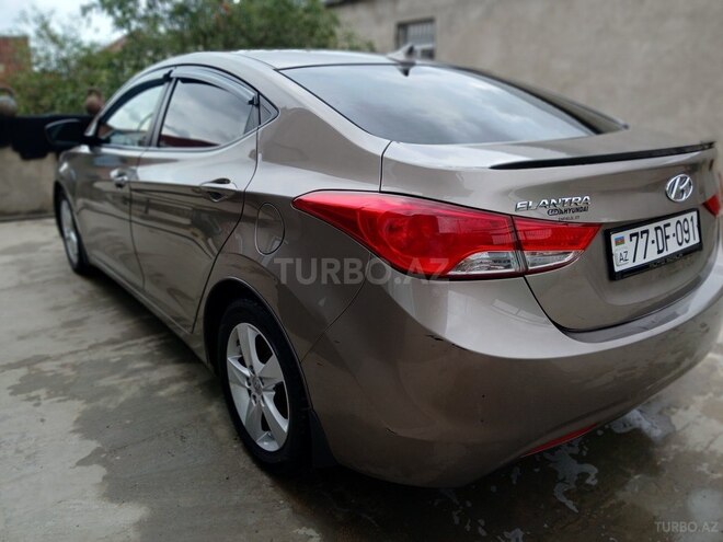 Hyundai Elantra 2013, 305,775 km - 1.8 l - Bakı