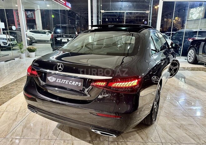 Mercedes E 300 e-12