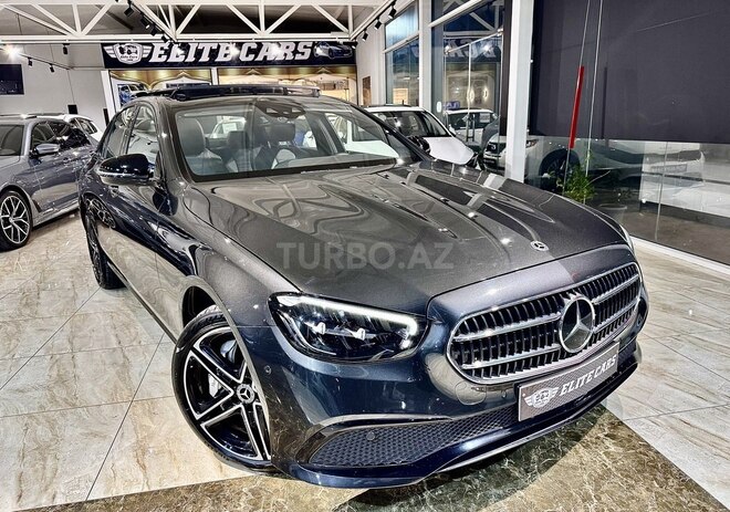 Mercedes E 300 e-1