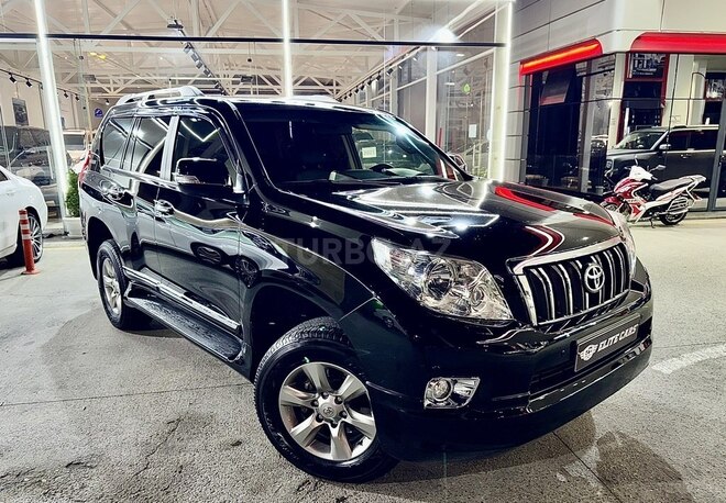 Toyota Land Cruiser Prado-4