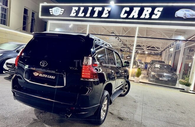 Toyota Land Cruiser Prado-18