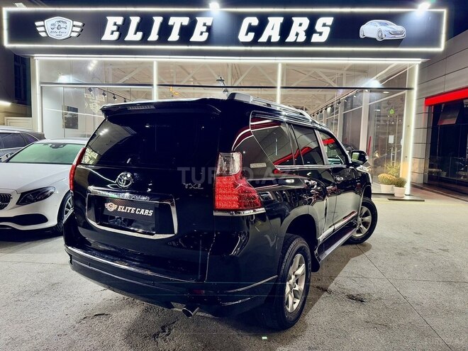 Toyota Land Cruiser Prado-16