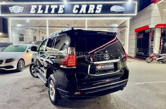 Toyota Land Cruiser Prado-21