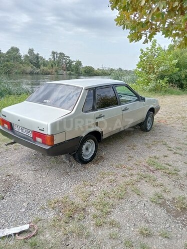 LADA (VAZ) 21099 1997, 450,000 km - 1.5 l - Samux