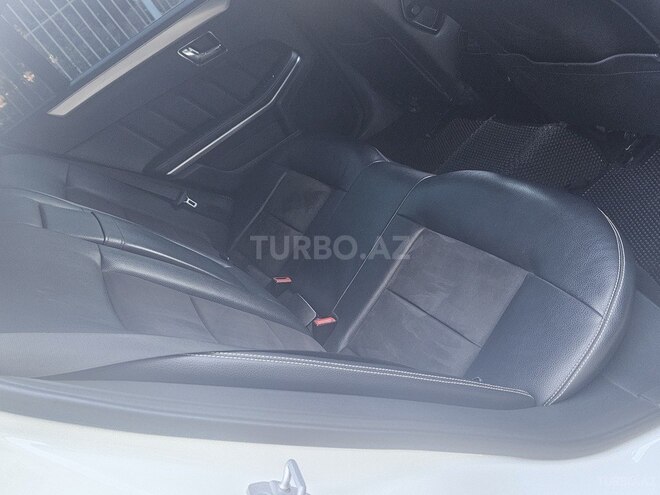 Mercedes E 200 2012, 167,000 km - 2.0 l - Gəncə