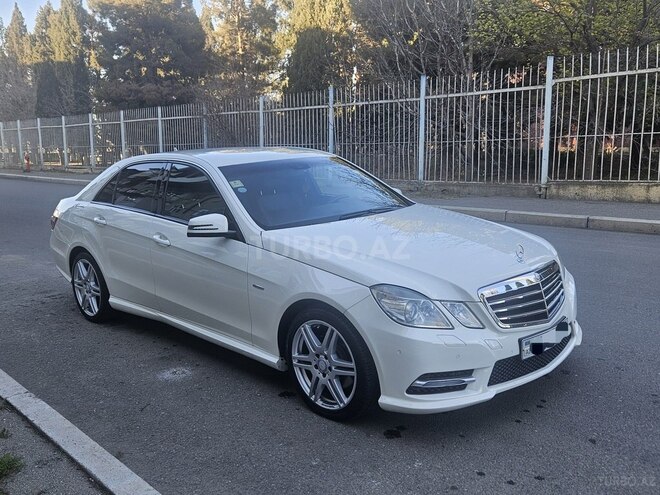 Mercedes E 200 2012, 167,000 km - 2.0 l - Gəncə