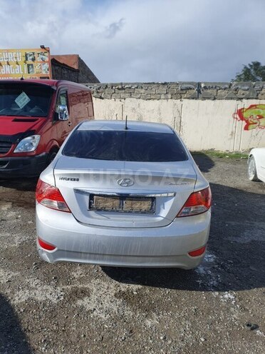 Hyundai Accent 2011, 190,000 km - 1.6 l - Bakı