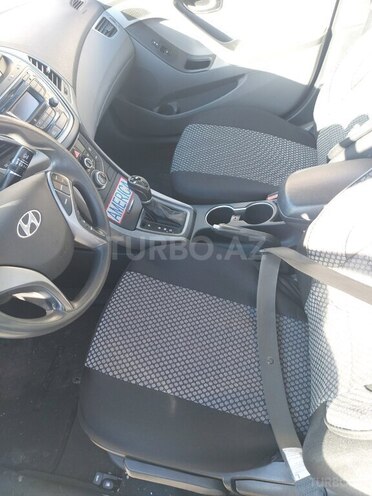Hyundai Elantra 2015, 159,277 km - 1.8 л - Bakı