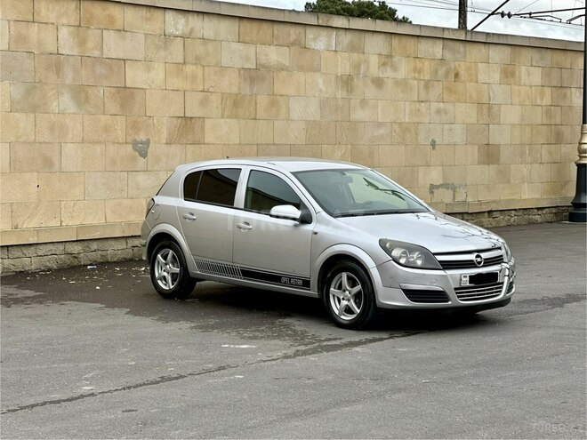 Opel Astra 2005, 226,000 km - 1.4 l - Bakı