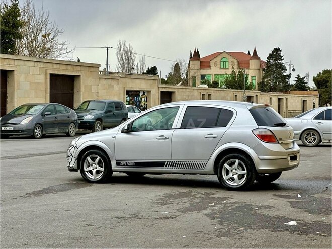 Opel Astra 2005, 226,000 km - 1.4 l - Bakı