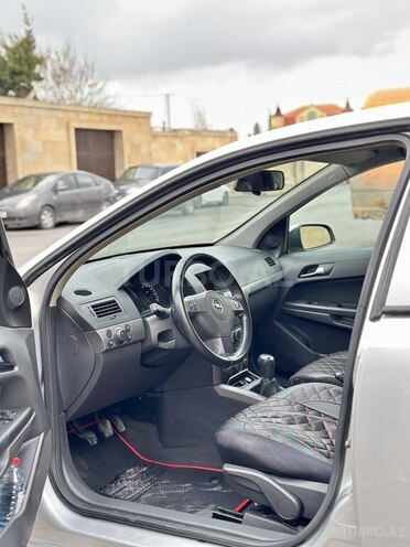 Opel Astra 2005, 226,000 km - 1.4 l - Bakı