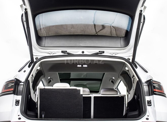 Volkswagen ID.6 X-11
