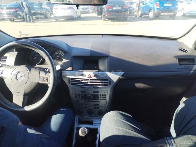 Opel Astra 2010, 185 km - 1.4 l - Bakı