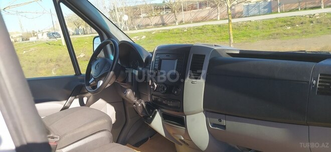 Mercedes Sprinter 316 2016, 331,732 km - 2.2 l - Neftçala