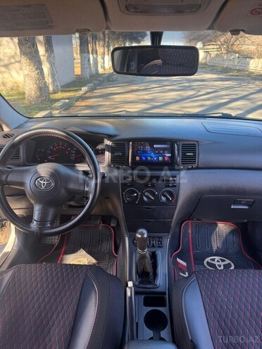 Toyota Corolla 2005, 237,000 km - 1.4 l - Beyləqan