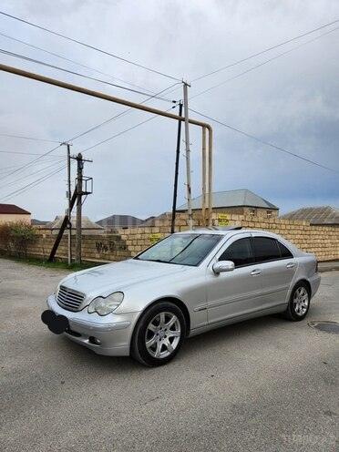 Mercedes C 270 2001, 430,987 km - 2.7 l - Bakı