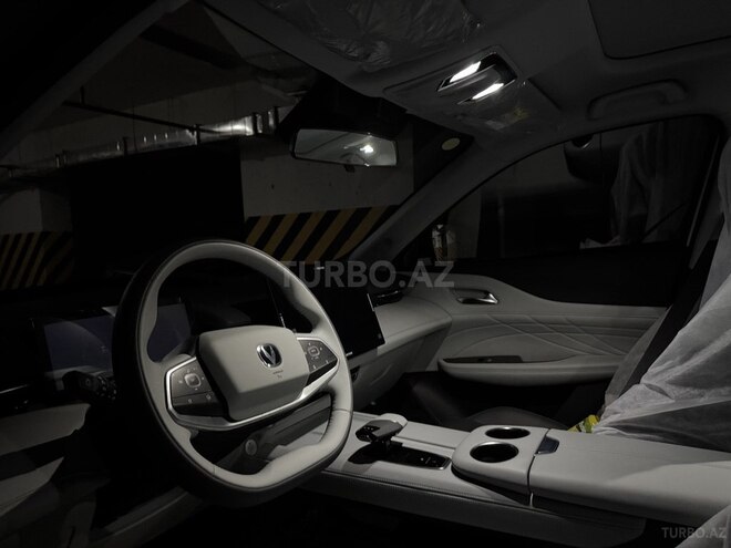 Changan  2024, 300 km - 1.5 l - Bakı