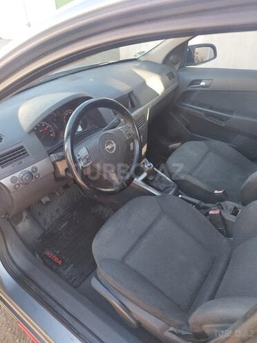 Opel Astra 2005, 273,000 km - 1.4 l - Bakı