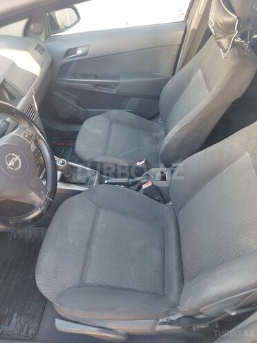 Opel Astra 2005, 273,000 km - 1.4 l - Bakı