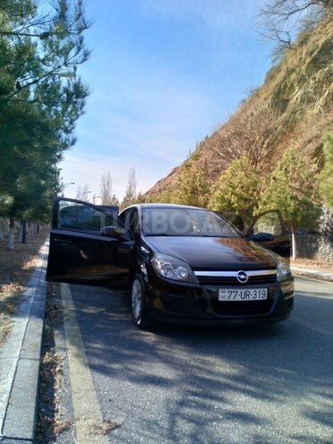 Opel Astra 2009, 201,000 km - 1.4 l - Balakən