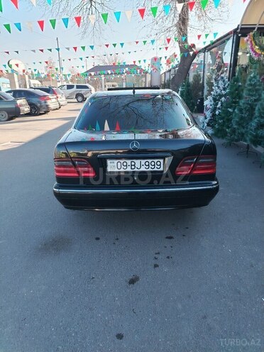 Mercedes E 270 1999, 772,299 km - 2.7 л - Bərdə